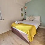 Colourful Centre Hideaway, Sleeps 6 * Galway